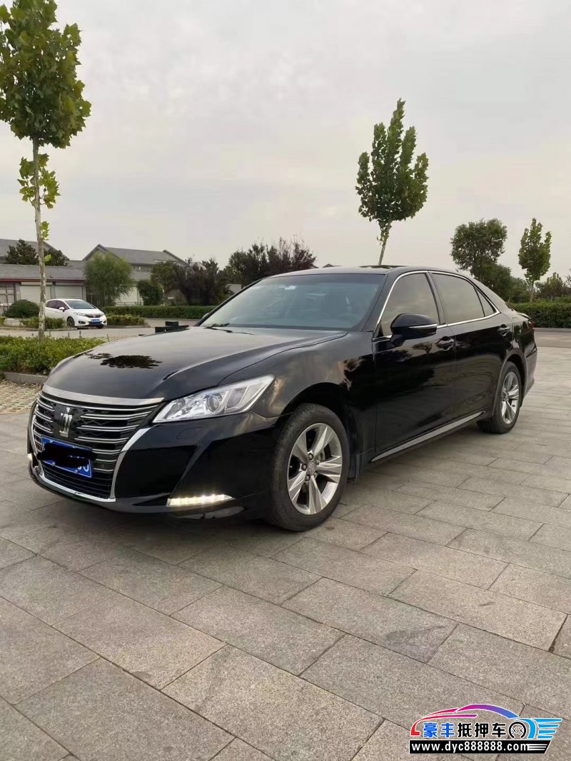 19年丰田皇冠轿车抵押车_我要买车-豪丰优朋抵押车网
