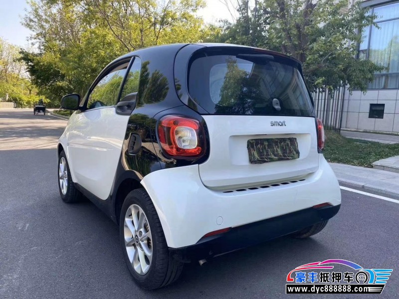 15年奔驰smart轿车 [已售]