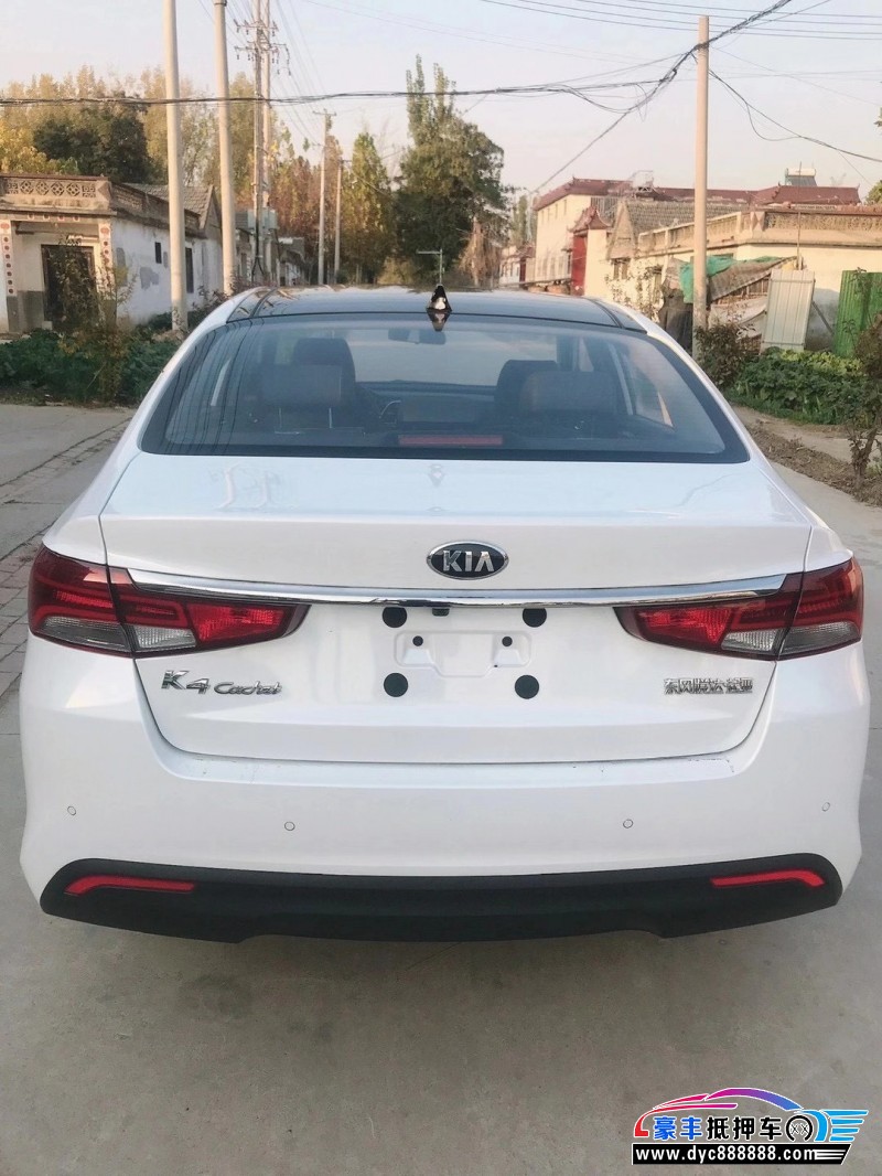 20年起亚k4轿车已售