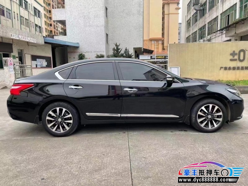 17年日产天籁轿车 [已售]