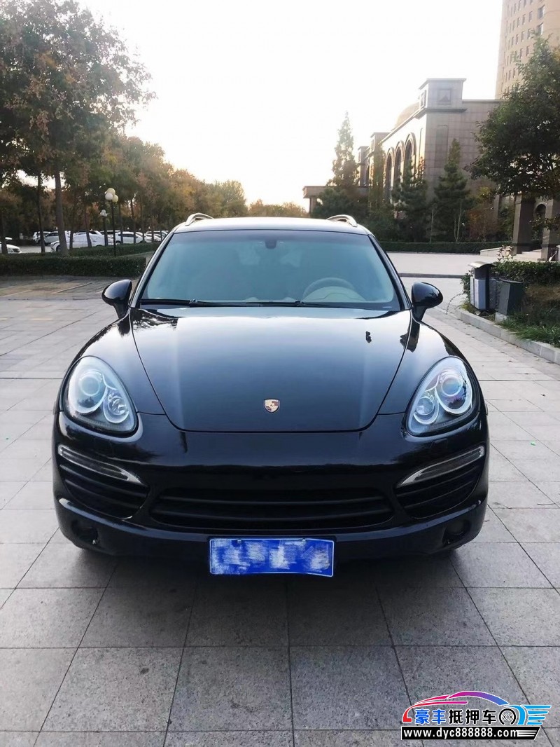 11年保时捷卡宴轿车