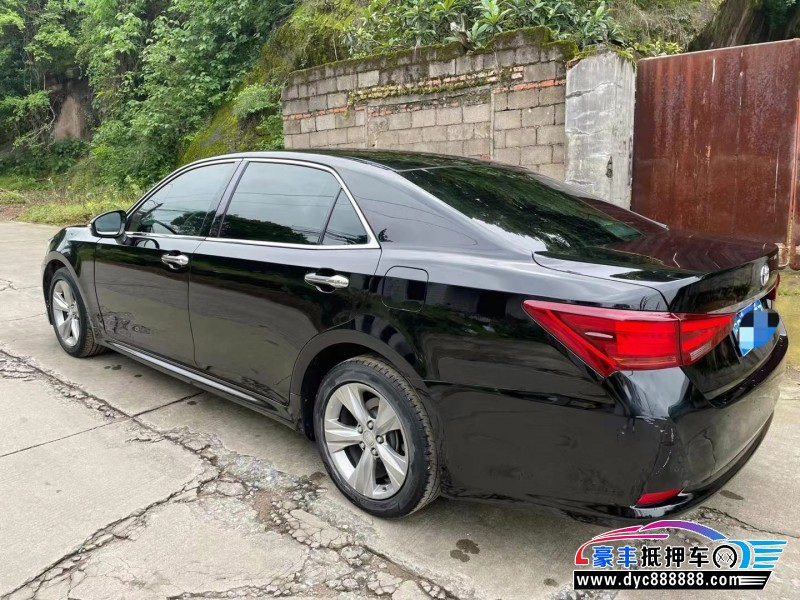 16年丰田皇冠轿车 [已售]