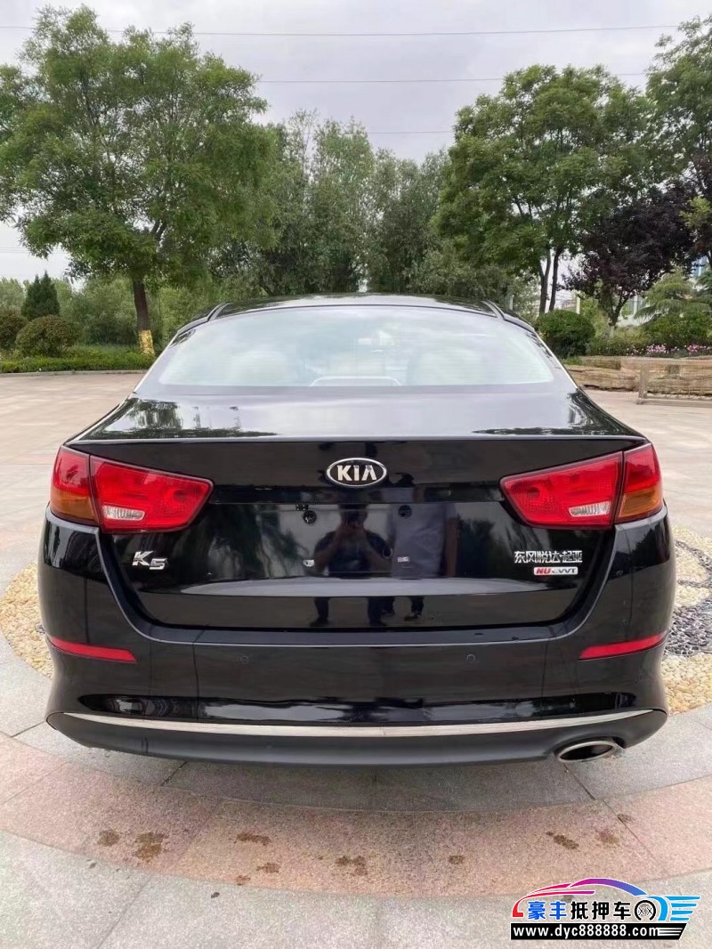 16年起亚k5轿车 [已售]