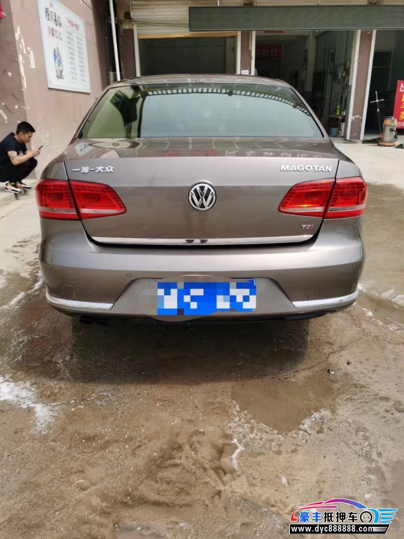 13年大众迈腾轿车 [已售]