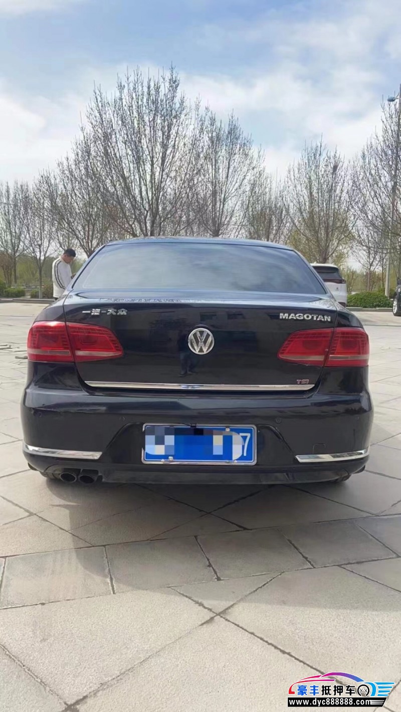 13年大众迈腾轿车 [已售]