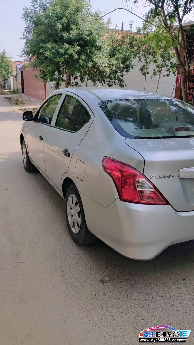 17年日产阳光轿车 [已售]