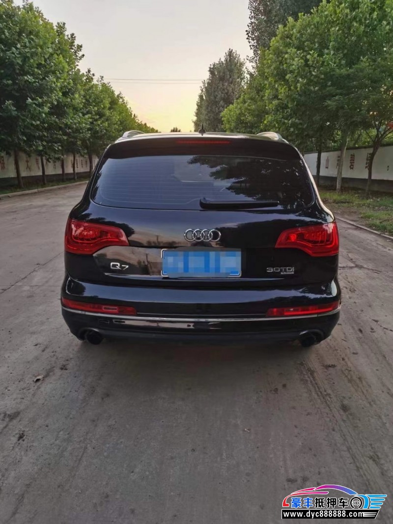12年奥迪q7轿车 [已售]