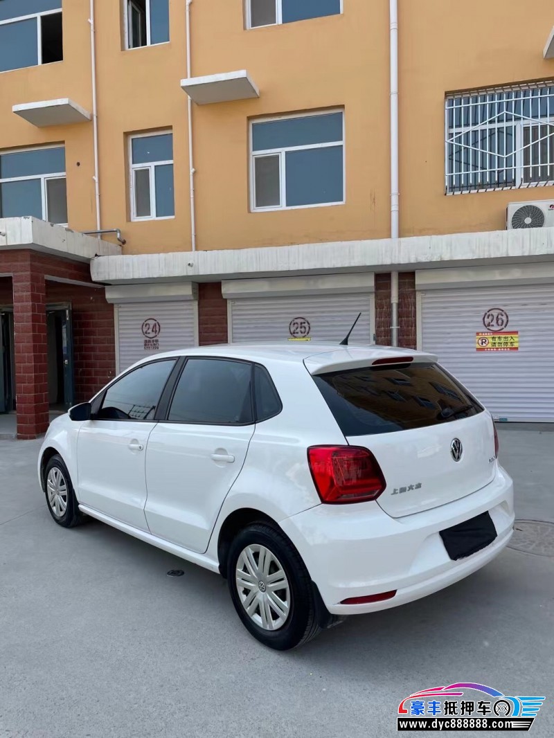 16年大众polo轿车