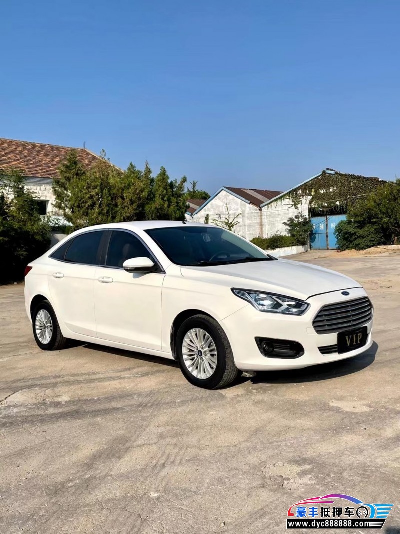 15年福特福睿斯轿车已售