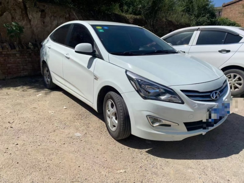 15年现代瑞纳轿车 [已售]