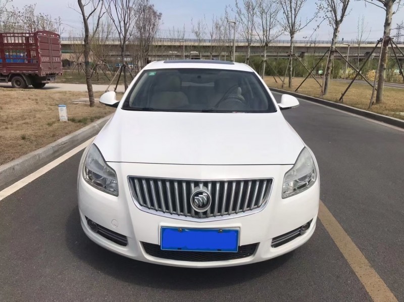 12年别克君威轿车已售