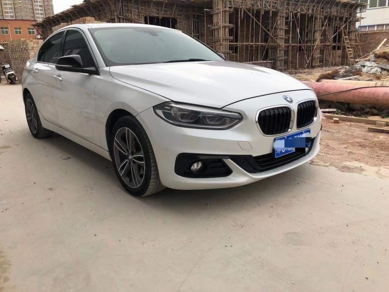 17年宝马1系轿车 [已售]