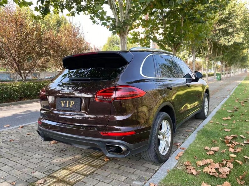 16年保时捷卡宴suv已售