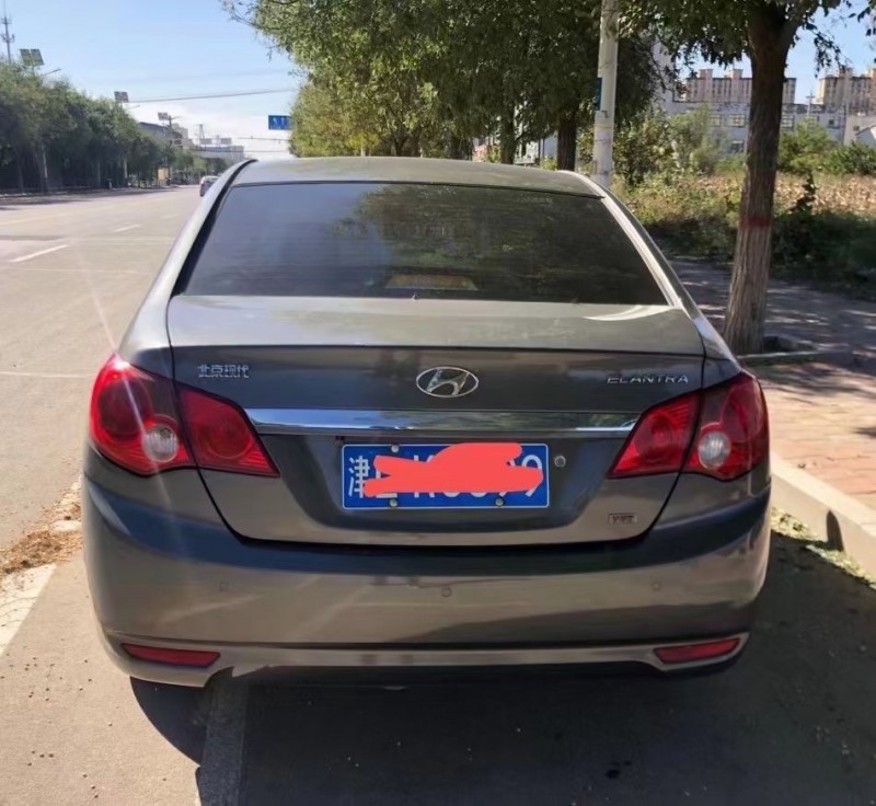 10年现代悦动轿车已售