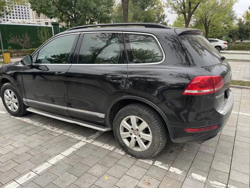 12年大众途锐suv [已售]