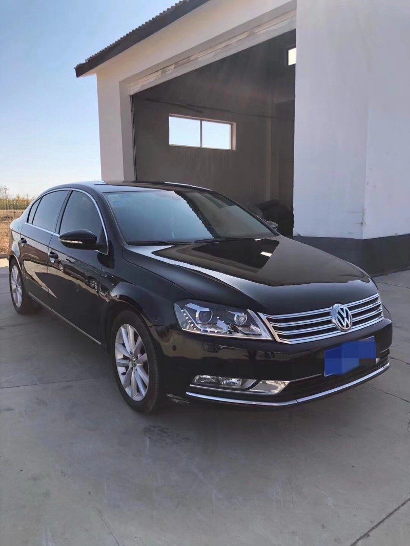 13年大众迈腾轿车 [已售]