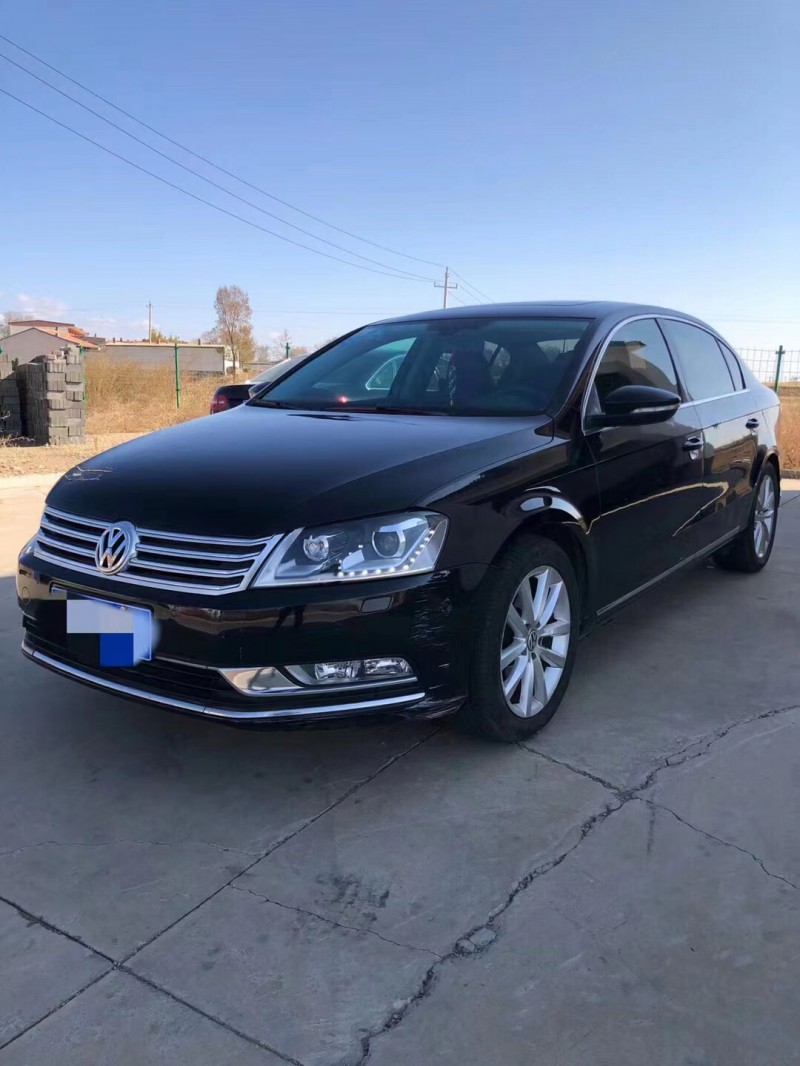 13年大众迈腾轿车 [已售]