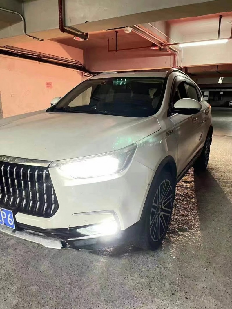 19年猎豹汽车迈途轿车 [已售]