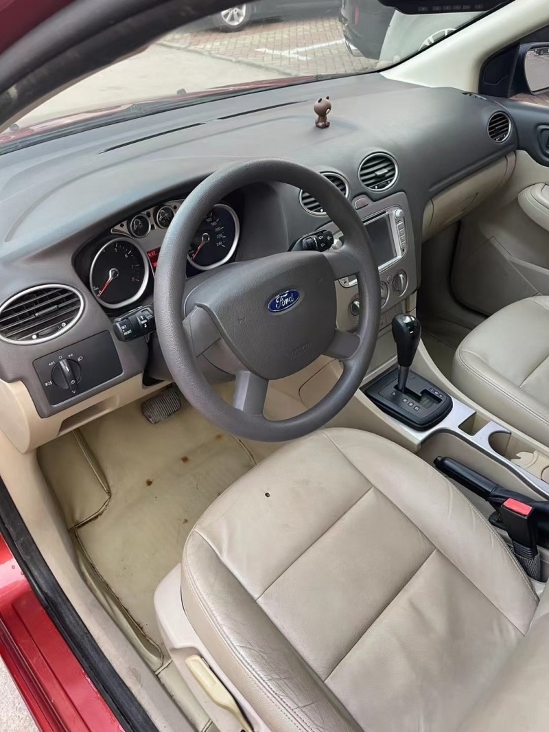 12年福特福克斯轿车已售