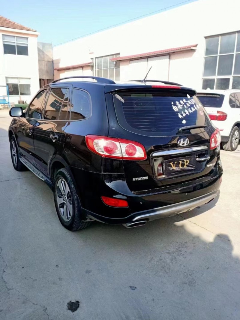 12年现代途胜suv在售