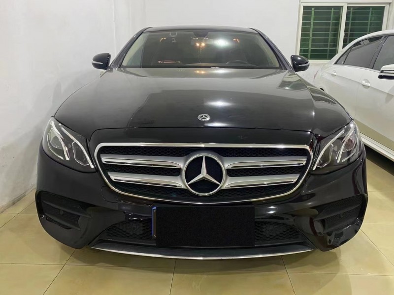 17年奔驰e轿车已售