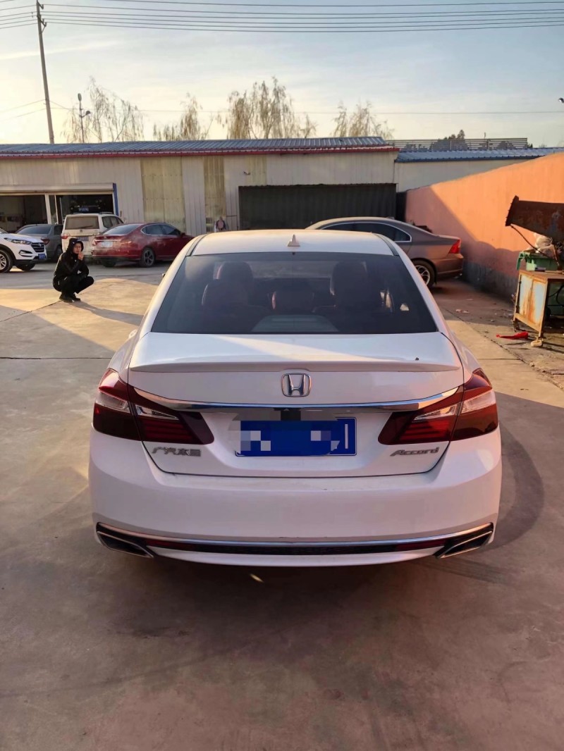 17年本田雅阁轿车在售