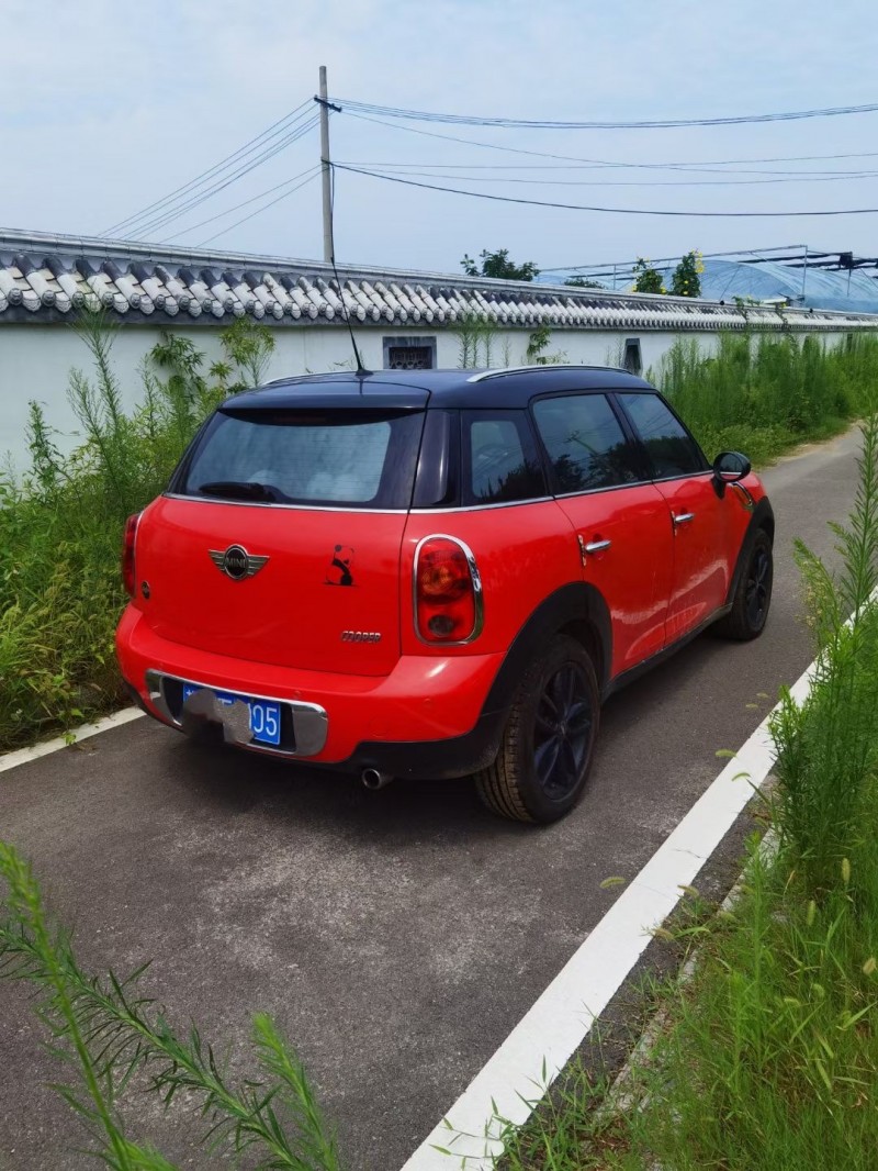 12年宝马mini轿车已售