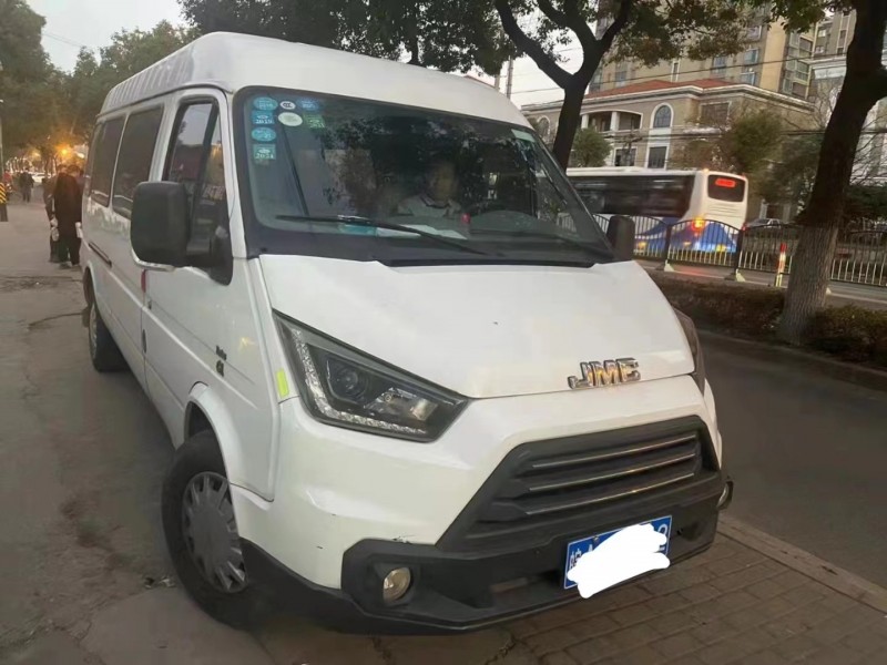 17年江铃特顺mpv已售