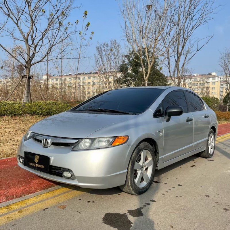 11年本田思域轿车在售