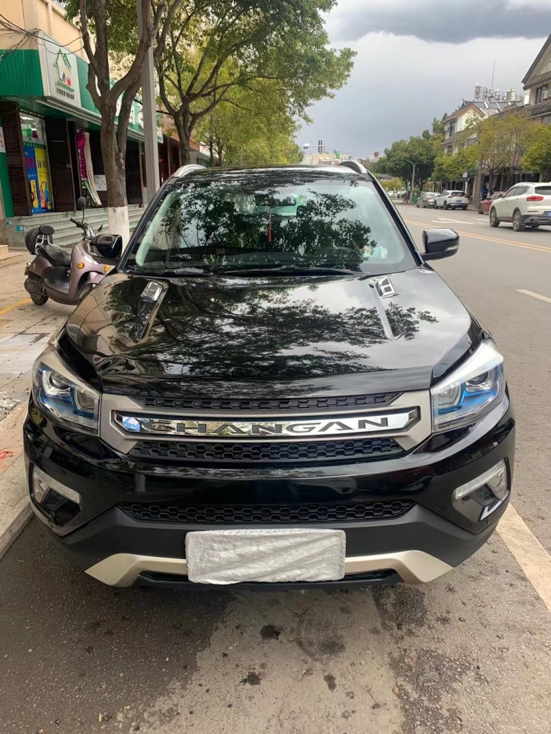 17年长安cs75suv在售