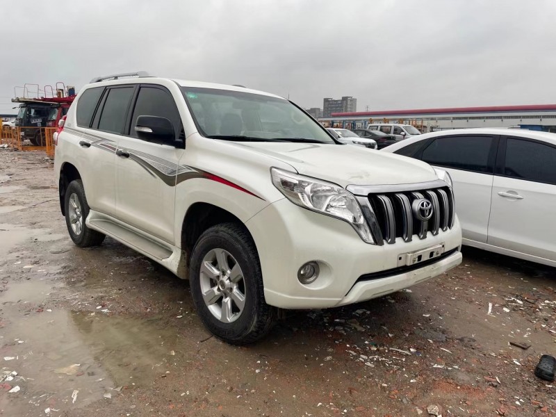 18年丰田普拉多suv在售