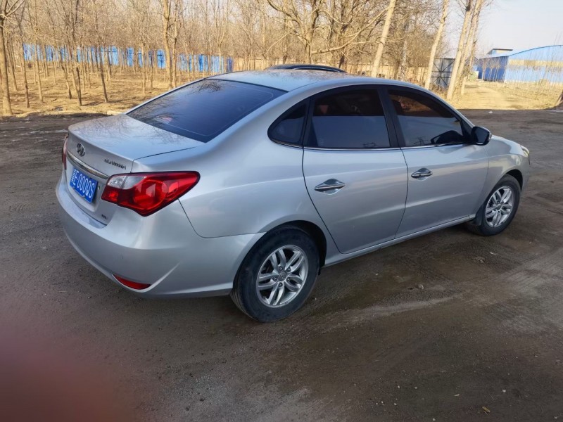 14年现代悦动轿车已售