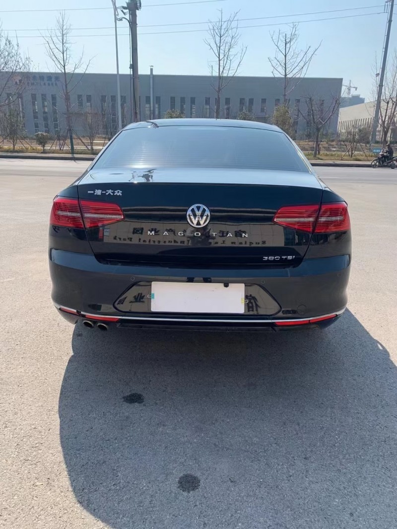 18年大众迈腾轿车在售