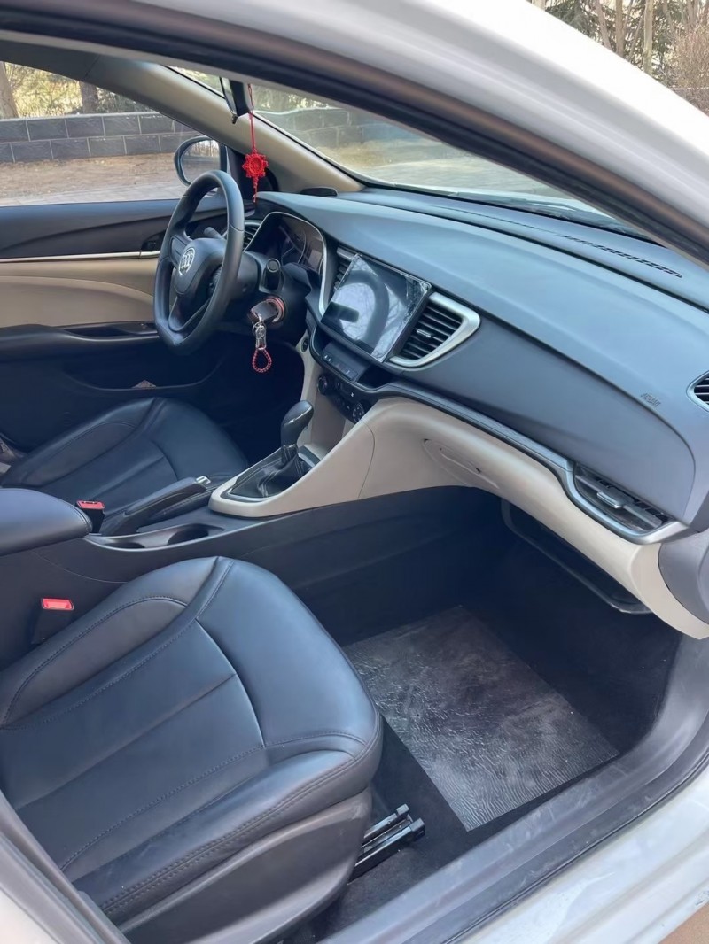 16年别克英朗轿车在售