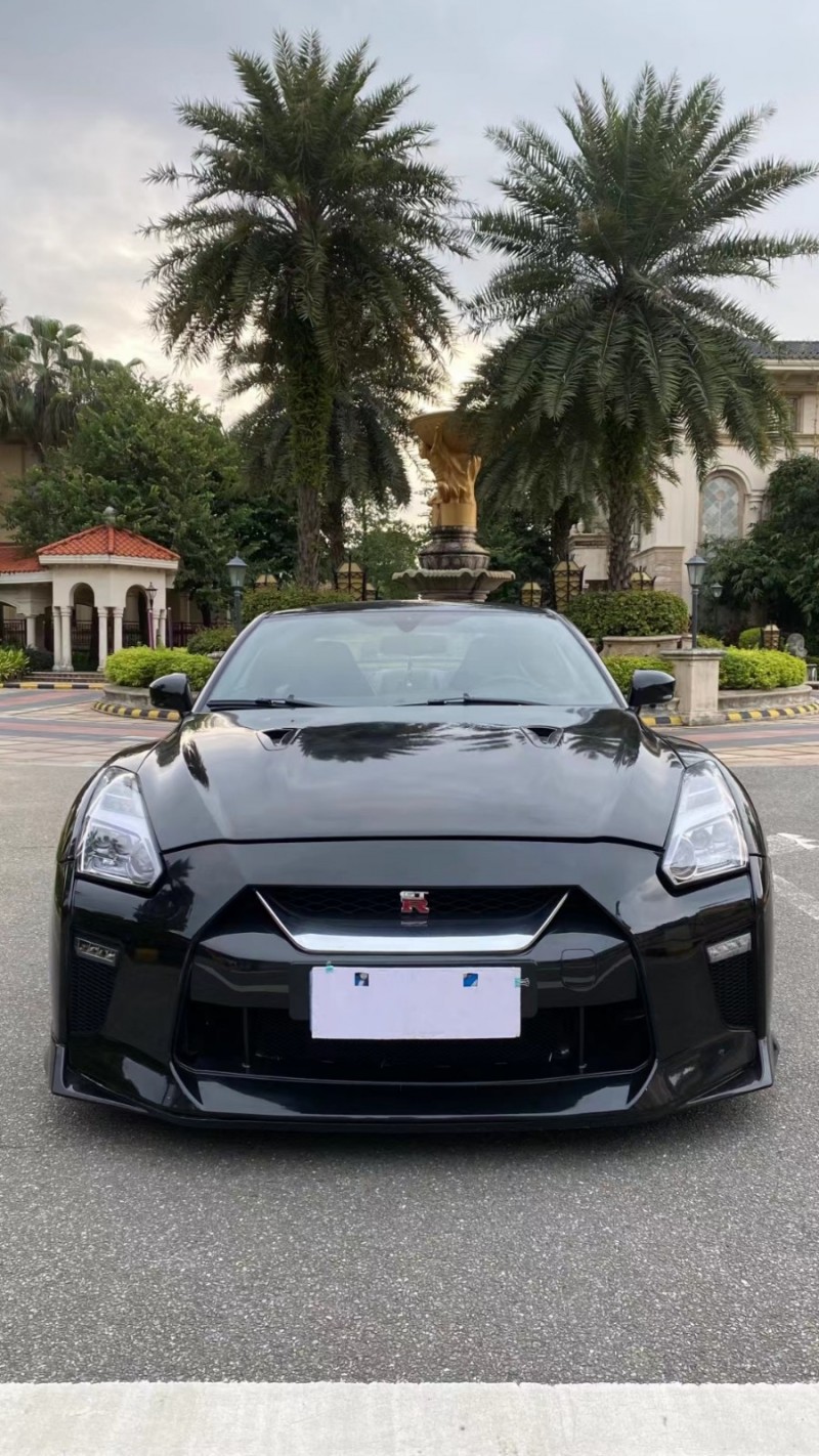 10年日产gt-r轿车抵押车出售