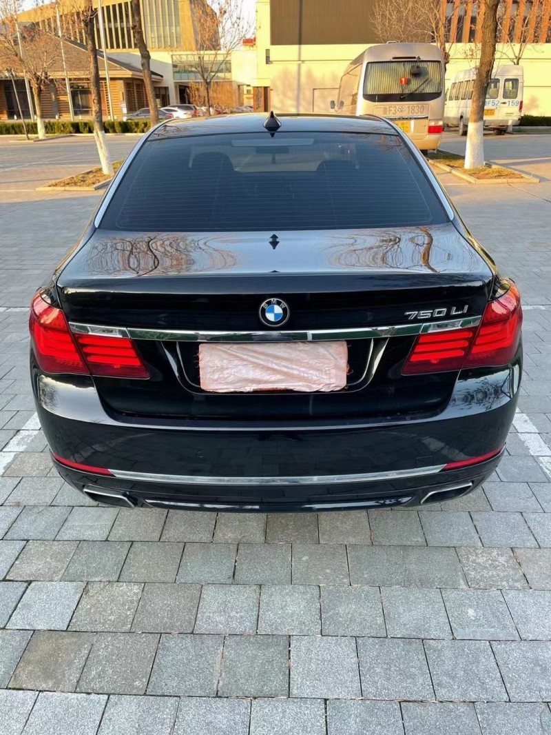 15年宝马7系轿车已售