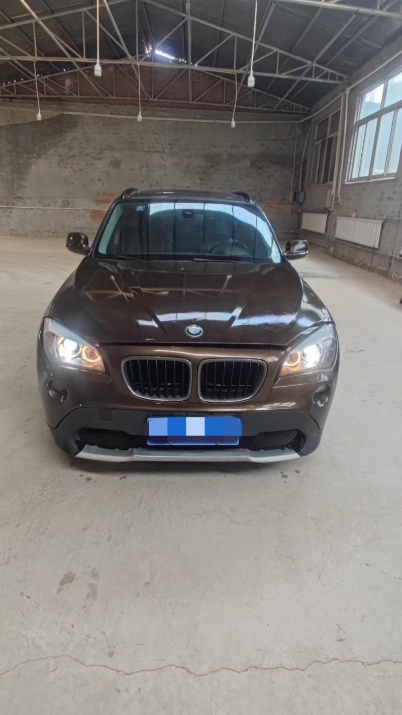 10年宝马x1轿车在售