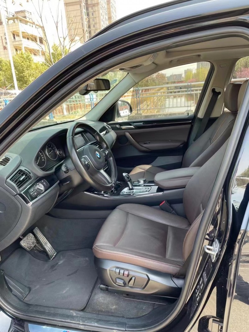 投诉举报来源:豪丰抵押车表显里程3-5万公里上牌时间2017-04排放标准