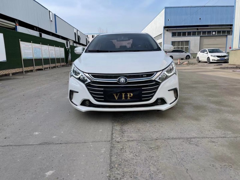 18年比亚迪秦轿车已售