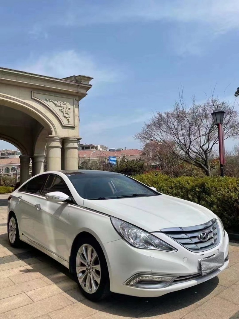 11年现代索纳塔八轿车已售