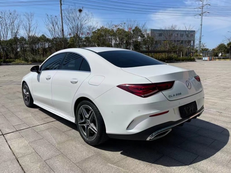 21年奔驰cla轿车在售