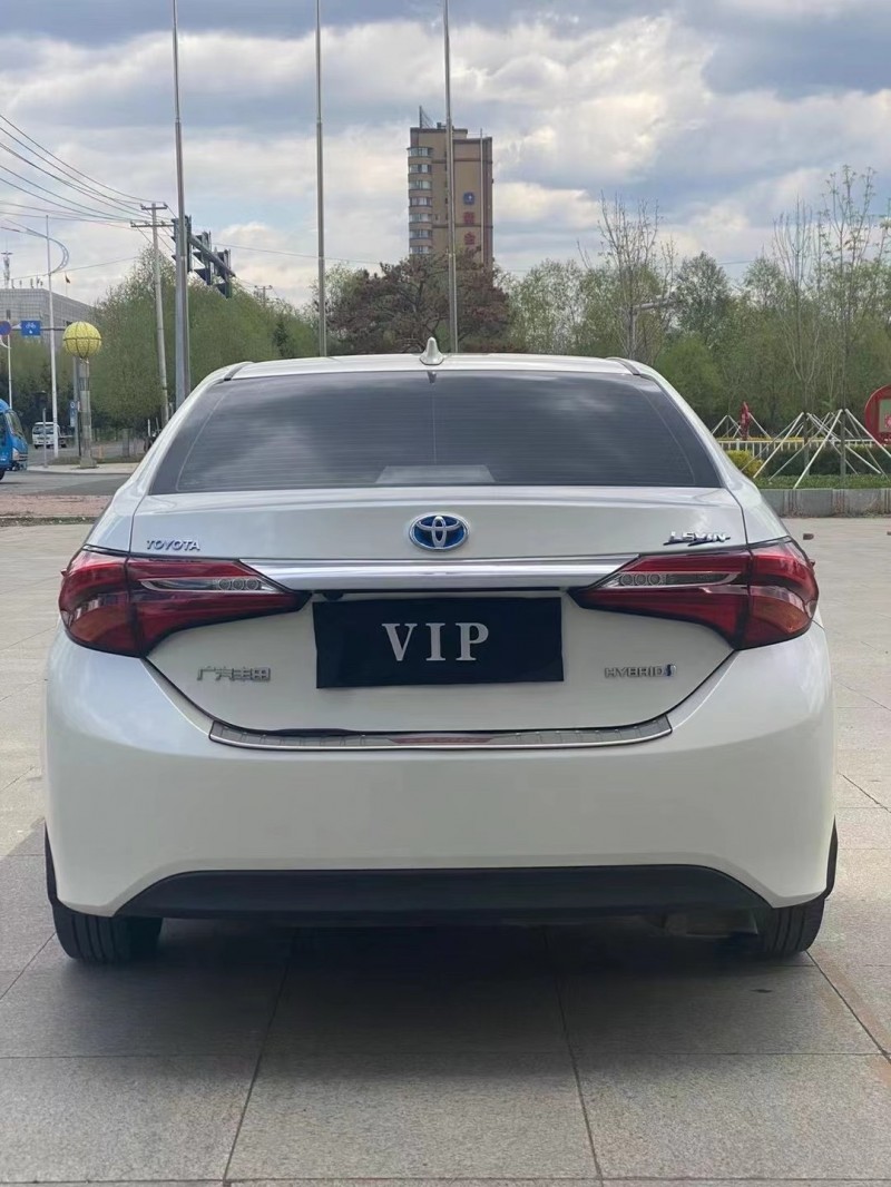 16年丰田雷凌轿车在售