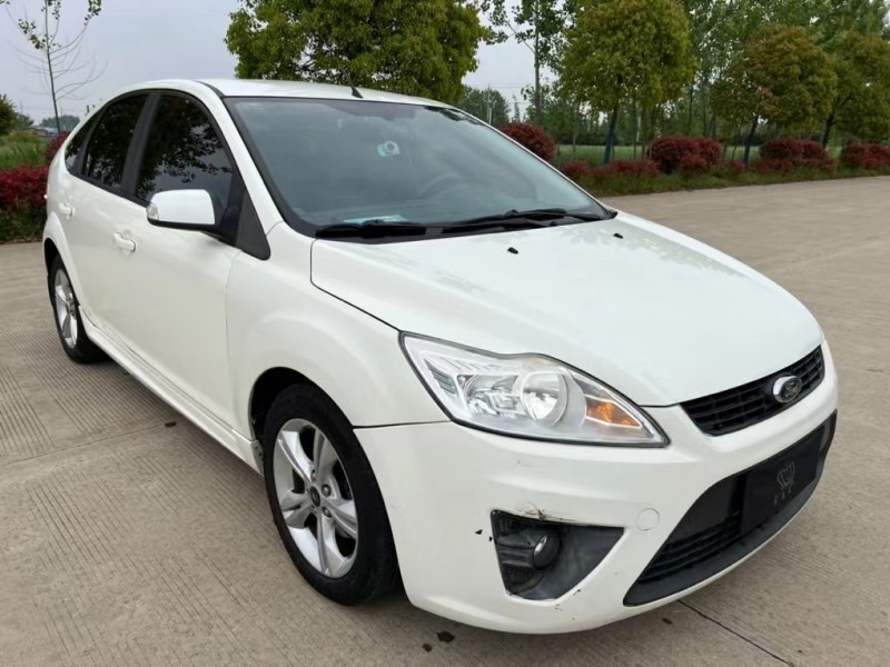 14年福特福克斯轿车在售