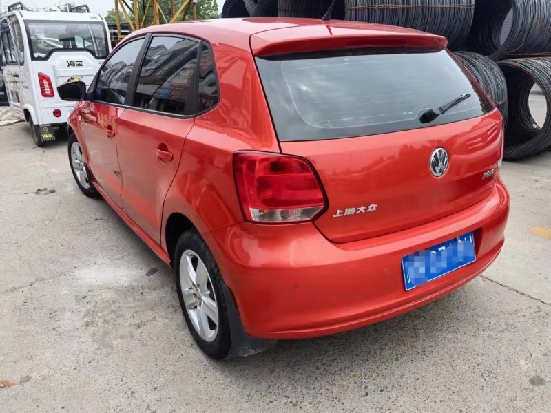 13年大众polo轿车在售