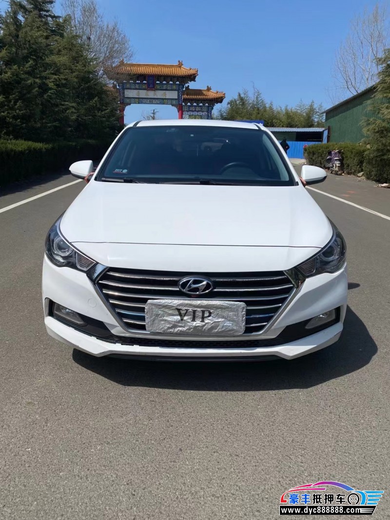 19年现代悦纳轿车抵押车出售