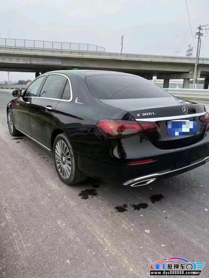 21年奔驰e轿车抵押车出售